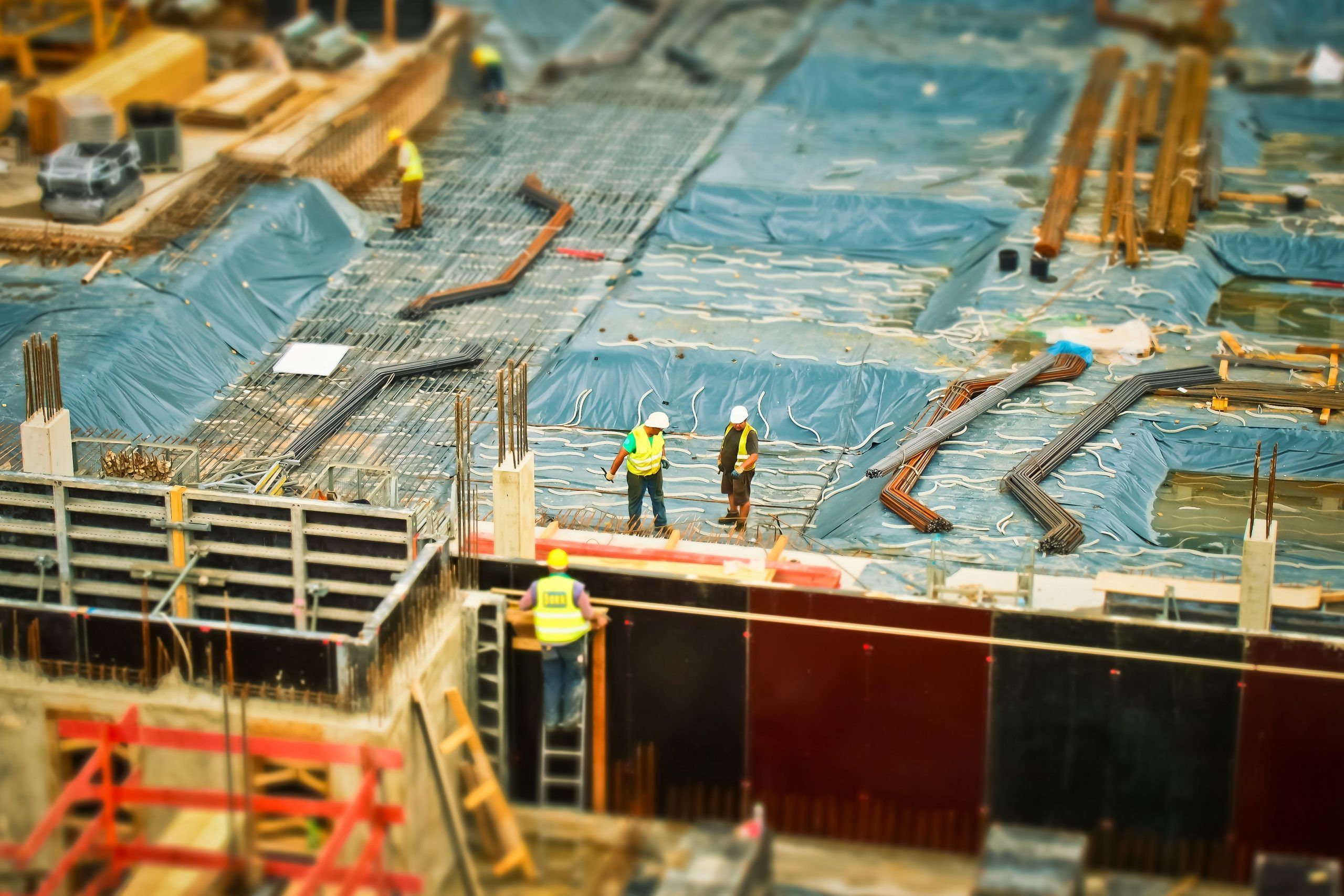 How can we improve cooling sustainability for factory workers? Learning from the case of Bangladesh's ready-made garment industry