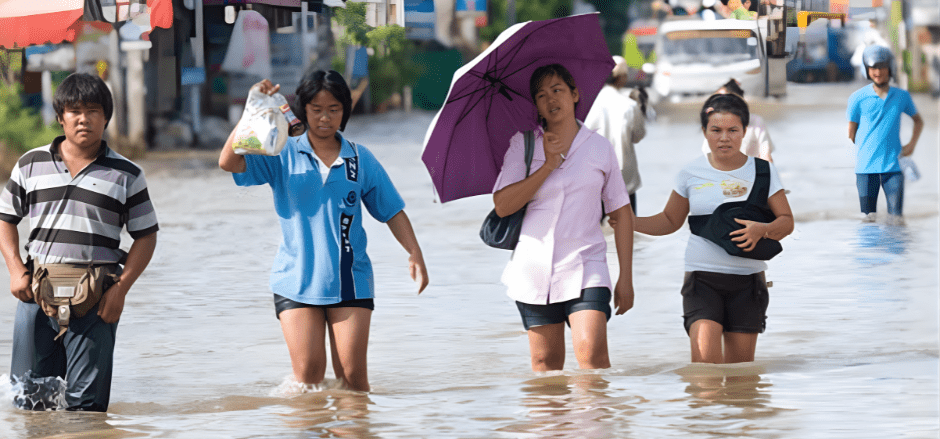 The Heat is On: How Heat Stress Impacts the Apparel Industry, Jobs, and Worker Health
